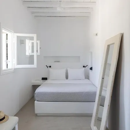 Dream View Villa, 2 Min Walk To The Beach, By Red Windmill 别墅 卡拉法蒂斯