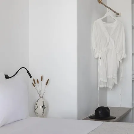 Dream View Villa, 2 Min Walk To The Beach, By Red Windmill 别墅 卡拉法蒂斯