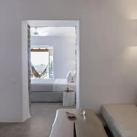 Dream View Villa, 2 Min Walk To The Beach, By Red Windmill 别墅 卡拉法蒂斯