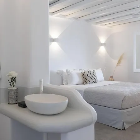 Dream View Villa, 2 Min Walk To The Beach, By Red Windmill *