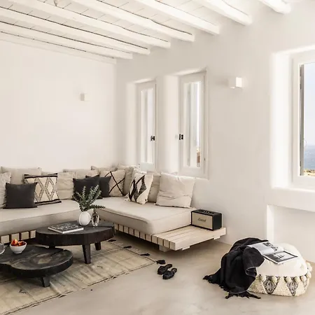 Dream View Villa, 2 Min Walk To The Beach, By Red Windmill *