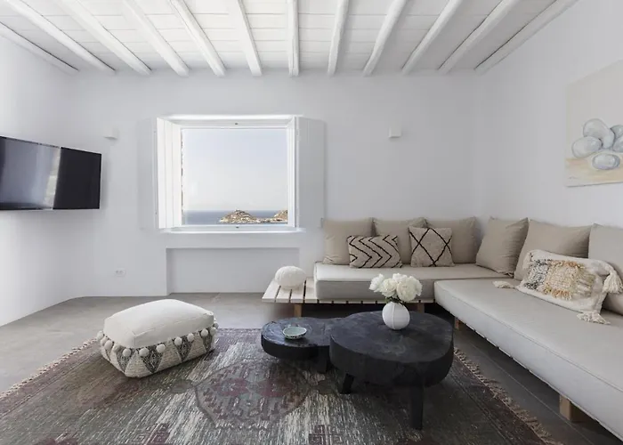 Dream View Villa, 2 Min Walk To The Beach, By Red Windmill וילה *