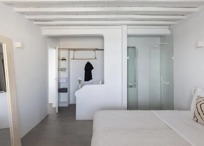 Dream View Villa, 2 Min Walk To The Beach, By Red Windmill *