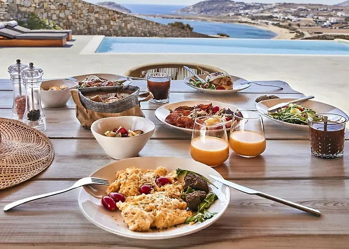 Dream View Villa, 2 Min Walk To The Beach, By Red Windmill וילה *